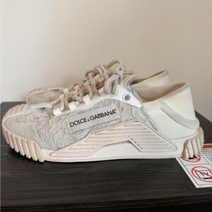 Dolce & Gabbana Cream Lace-Trim Low Top Sneakers